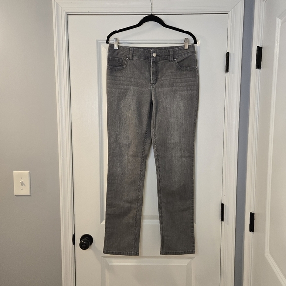Chico’s So Slimming Mid Rise Straight Jean Gray Size 0.5 (6) Small - Picture 1 of 15